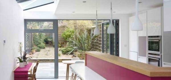 White Ripasso Glass Pendant Featured in Homebuilding and Renovation Magazine