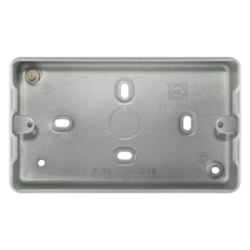 MK K8892ALM 2 Gang 38mm Surface Metalclad Box for 3 or 4 Grid Modules 8 x 20mm Knockouts
