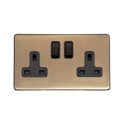2 Gang 13A Switched Twin Socket Screwless Vintage Antique Brass Plate with a Black Switch and Trim