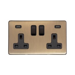 2 Gang 13A Socket with 2 USB Sockets Screwless Vintage Antique Brass Plate with a Black Trim