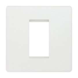 BG PCDCLEMS1W Evolve 1 Euro Module Cover Front Plate White Insert (100x50mm Aperture) Pearlescent White Plate
