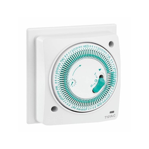 7 Day Mechanical Socket Box Timer 16A resistive/2A inductive Load with Analogue Clock Face and Minute Hand Indicator
