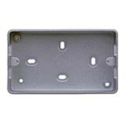 MK K8892ALM 2 Gang Aluminium Surface Box for 3 or 4 Grid Modules 38mm 7 x 20mm Knockouts