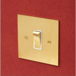 1 Gang 2 Way 20AX Rocker Switch in Unlacquered Brass Plate and Rocker and Plastic Trim
