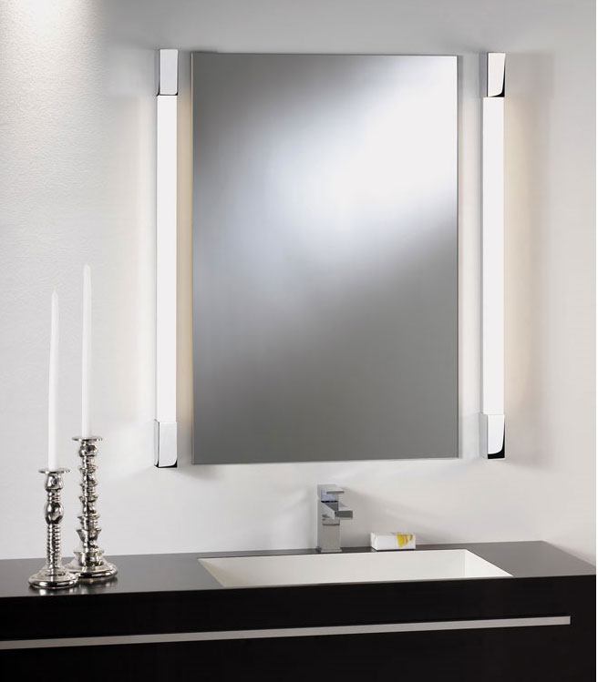 Simple and beatiful application of the Romano Wall Light in the bathroom - Modern Above / Beside Mirror Light Strip