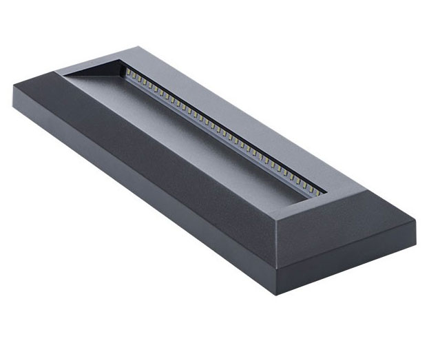 All Garden Lights need to be Rainproof - including the RO7 LED step light