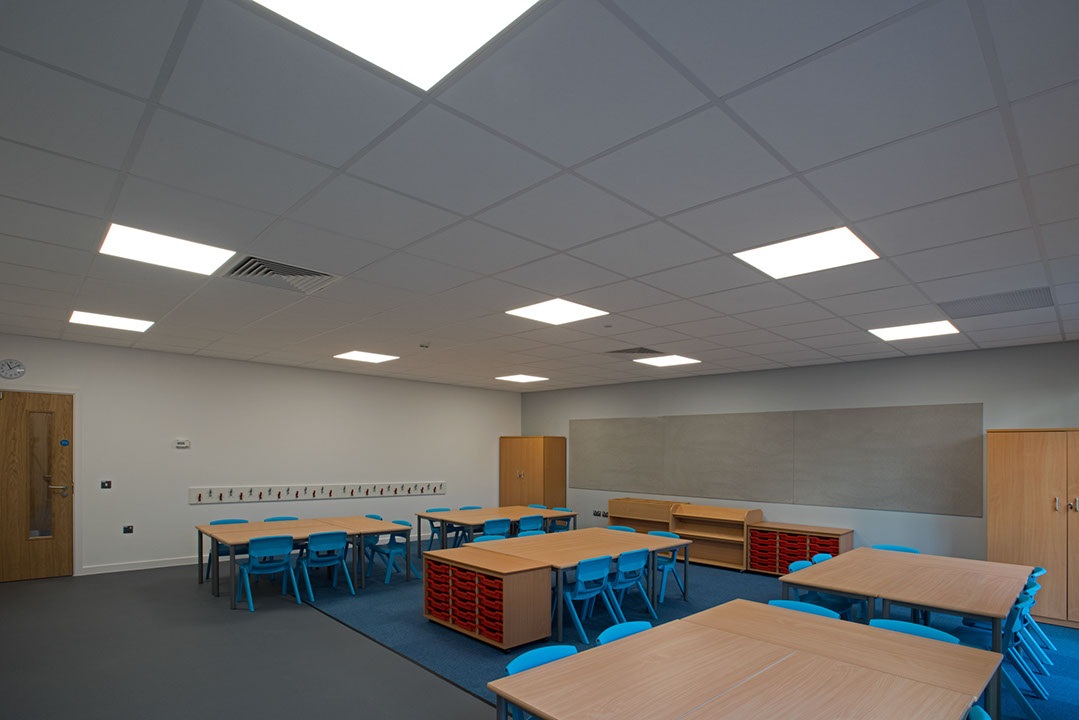 The Ark Byron Academy School in Ealing implemented a Vitesse Plus and Vitesse modular lighting system